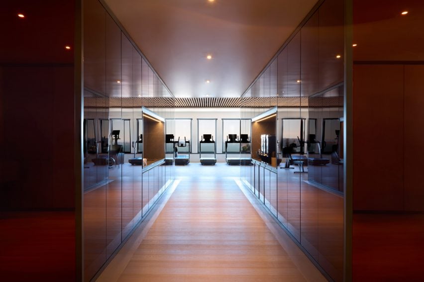 gym in the Transamerica Pyramid