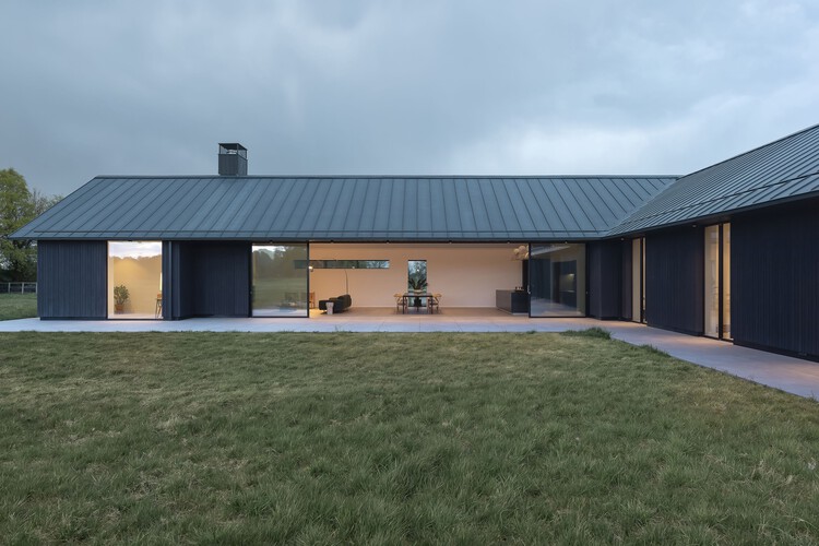 Weald House / MailenDesign + Peter Bradford Architects - Exterior Photography, Facade